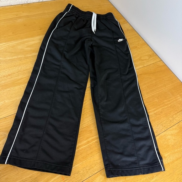 Nike Other - Nike Pull On Cotton Sweatpants Elastic Comfy Youth Boys Size M 10/12